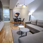 Apartment Free Parking - Golden Art With Balcony Skopje